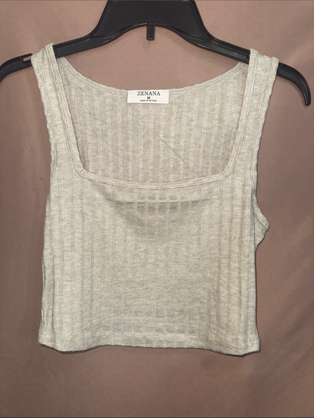 NWT Women’s Medium Zenana Outfitters Ribbed Square-Neck Crop Tank in Light Gray